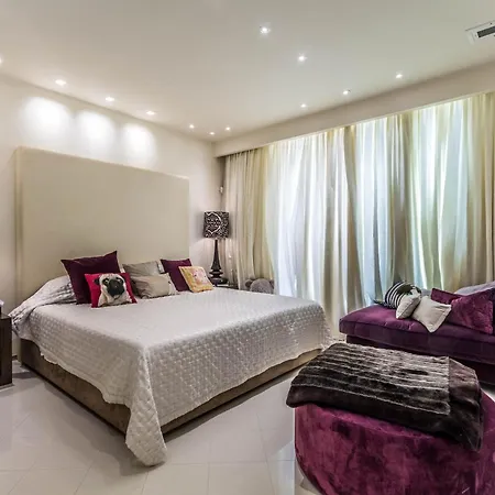 Cjp 329 Bay Villa